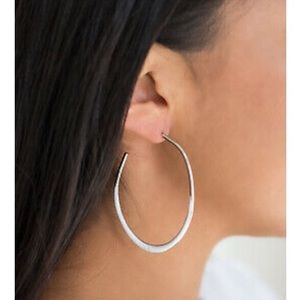 🥳Buy 2, Get 2 Free!!!🎉 Silver and White Hoops